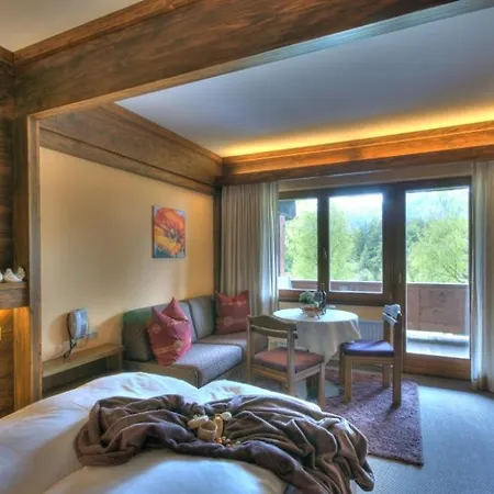 Alt Moesern Apartment